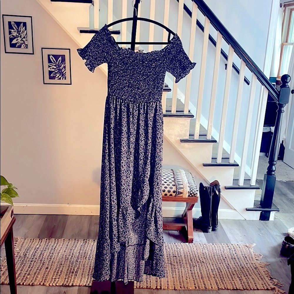 Elegant Navy Blue and White  Floral Maxi Dress